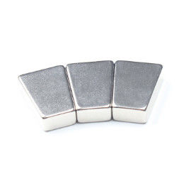 खरीदें बार आकार समग्र औद्योगिक नियोडिमियम मैग्नेट स्थायी N52 online manufacture